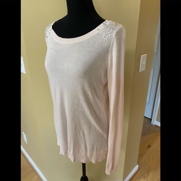 Smart set size small light pink long sleeve sweater with decorative bow in back - Picture 4 of 12